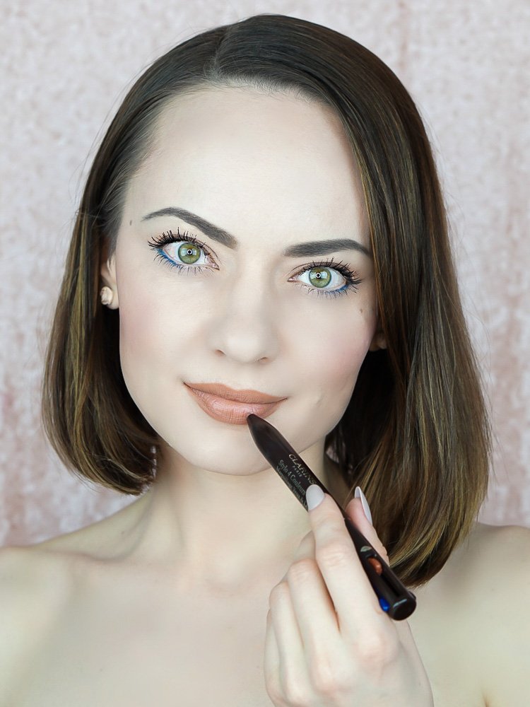Clarins Makeup Tutorial - Natural Makeup Look by Style Sprinter