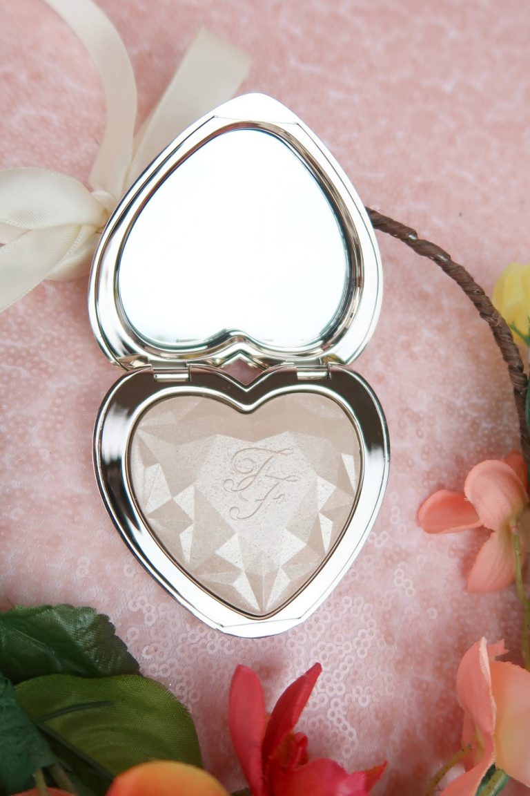 Too Faced Love Light Prismatic Highlighters Review