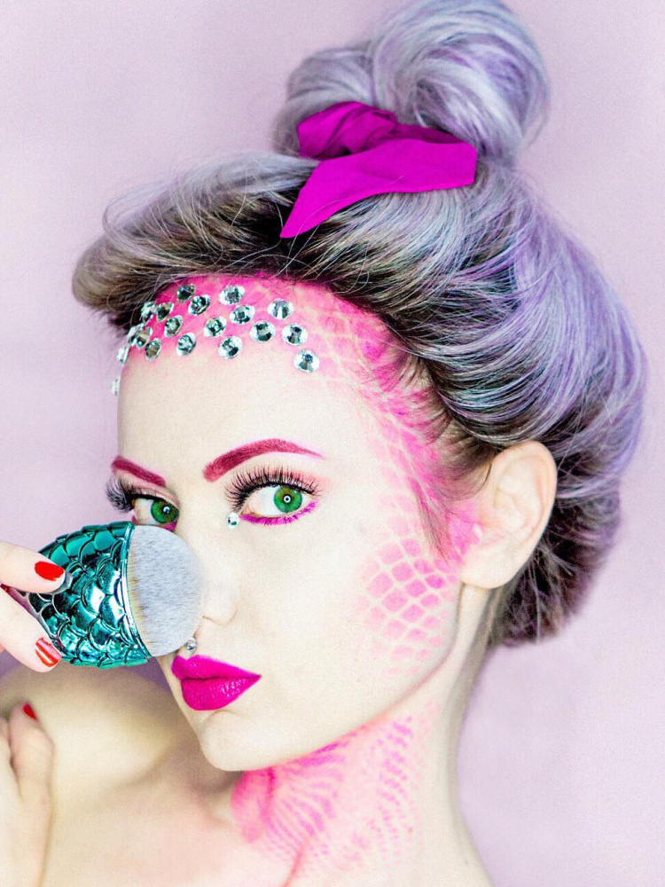 Mermaid Makeup Ideas for Halloween - Style Sprinter